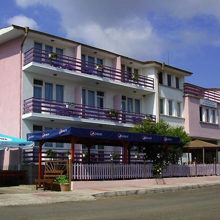 Hotel Strajica Lozenets Eksteriør bilde